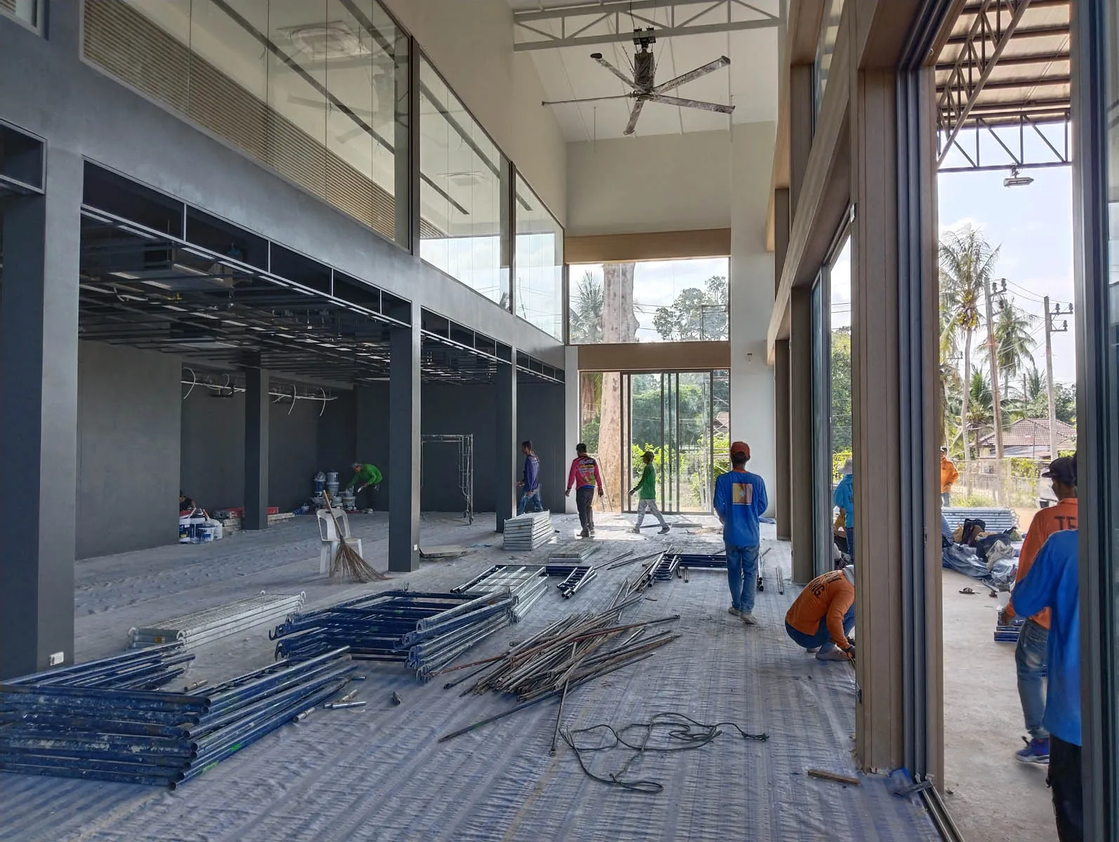 Renovation and interior construction work by Samui Modern Construction