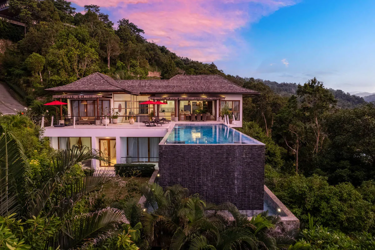 Completed villa in the tropical Koh Samui environment by Samui Modern Construction